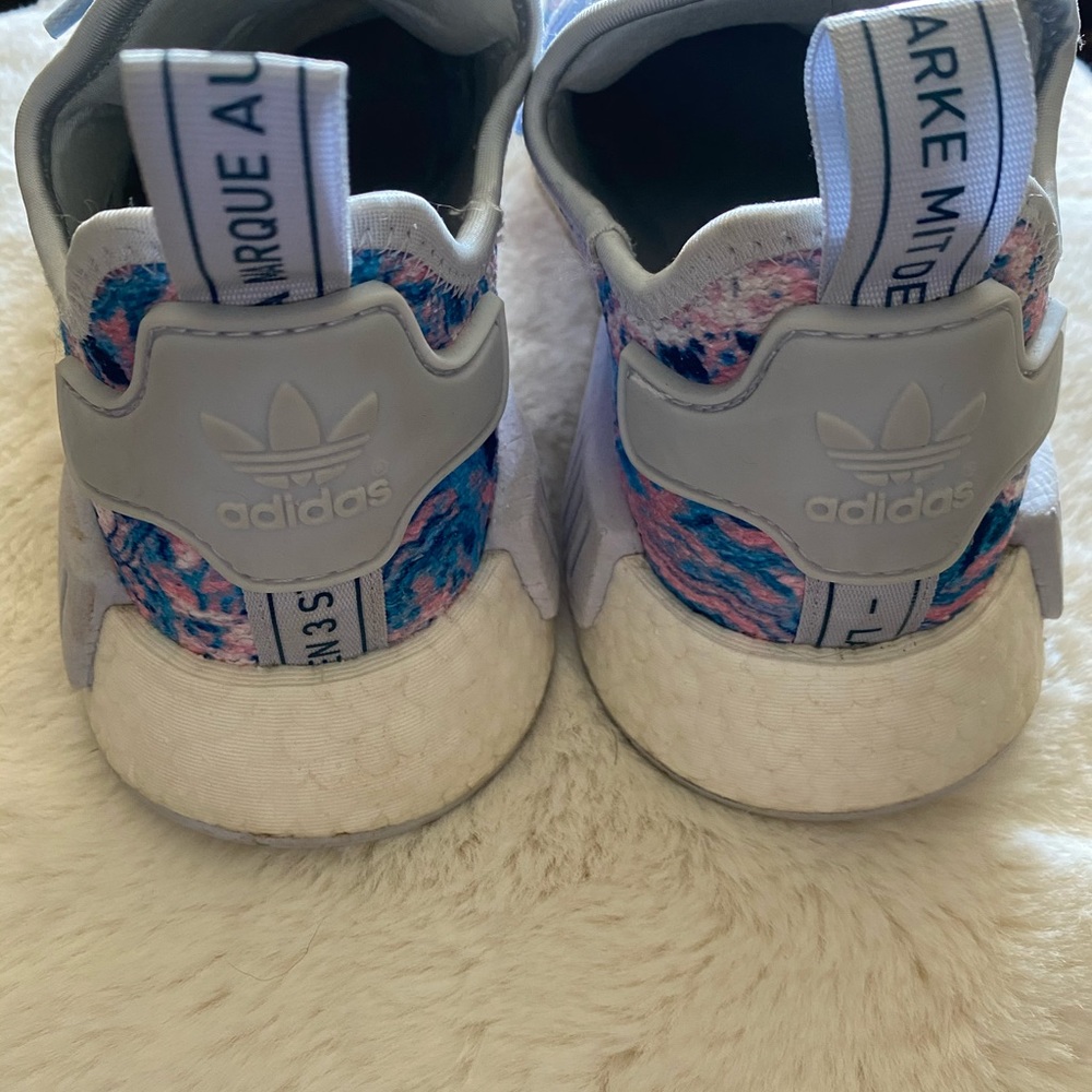 Adidas NMD R1 - Picture 2 of 3